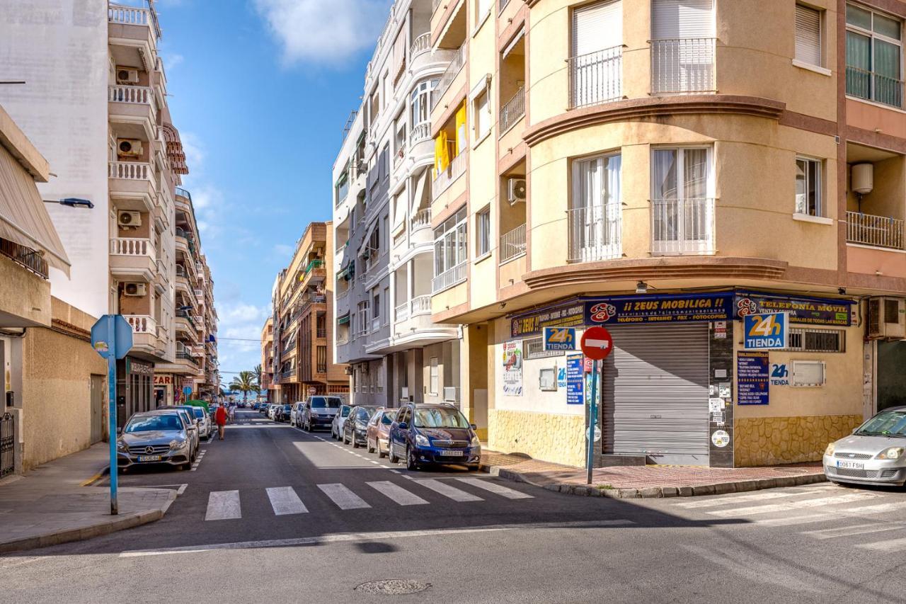 Apartamiento Fragata Apartment Torrevieja Luaran gambar