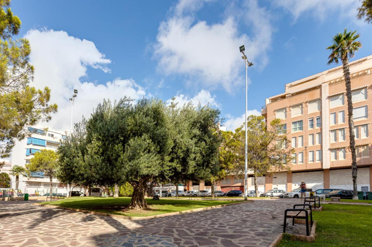 Apartamiento Fragata Apartment Torrevieja Luaran gambar