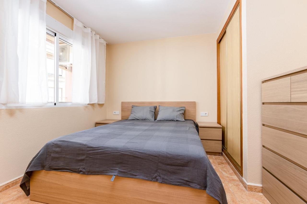 Apartamiento Fragata Apartment Torrevieja Luaran gambar