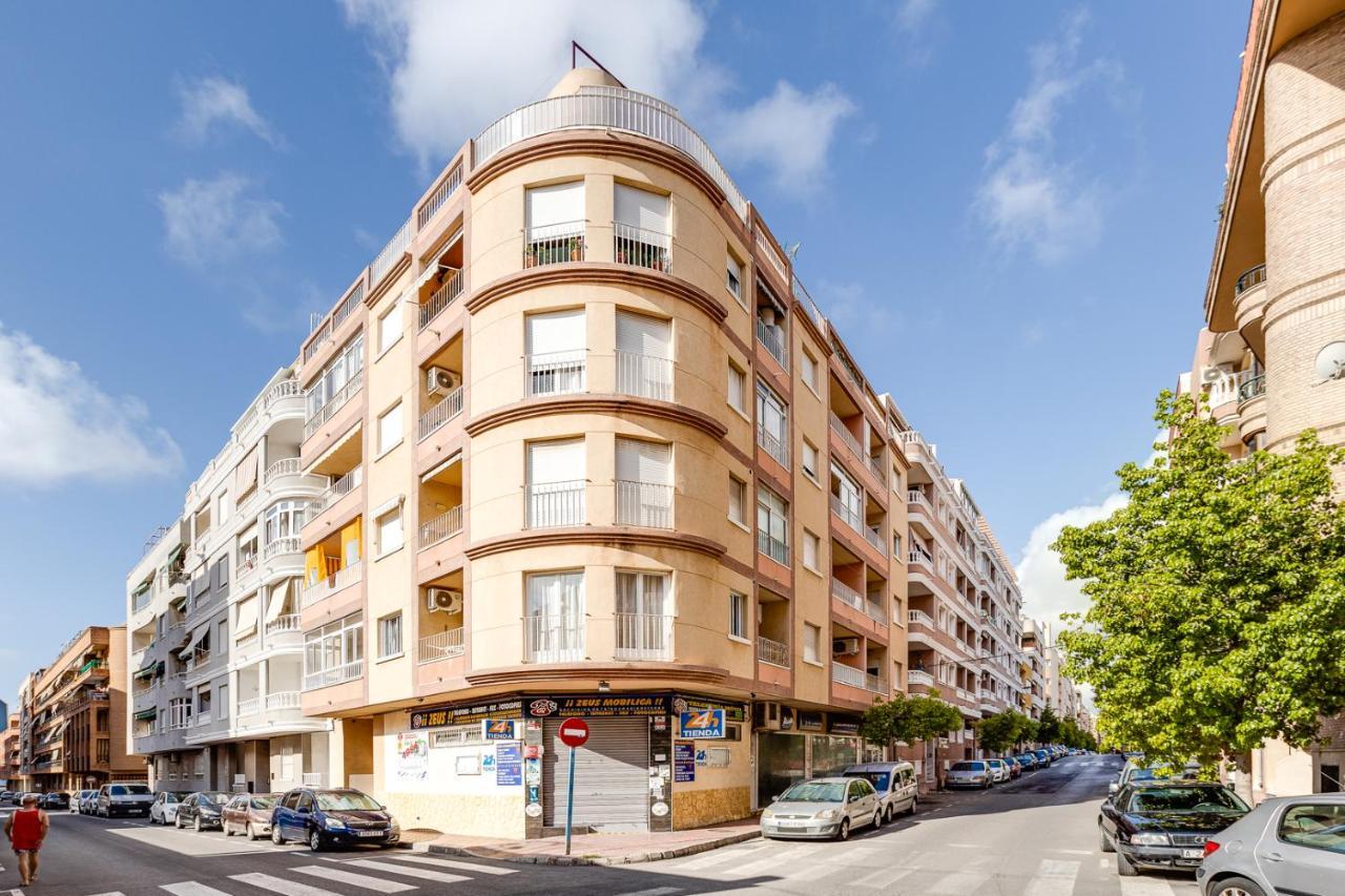 Apartamiento Fragata Apartment Torrevieja Luaran gambar