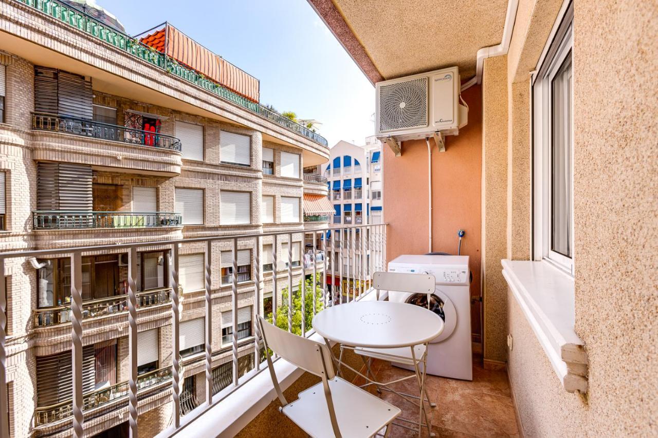 Apartamiento Fragata Apartment Torrevieja Luaran gambar
